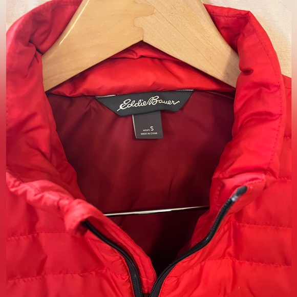 Eddie Bauer men’s size small down filled puffer vest - Picture 3 of 5